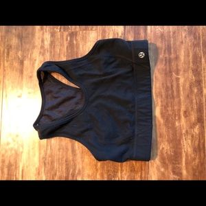 Black Lululemon sports bra